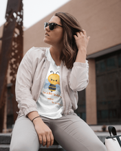 Load image into Gallery viewer, Signature Tee