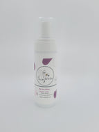 Bee Vee Clean Lavender Calm Foaming Wash, a gentle, paraben-free, sulfate-free facial cleanser with lavender and chamomile.